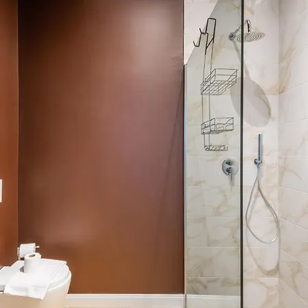 Easylife - Stile E Comfort A Due Passi Da